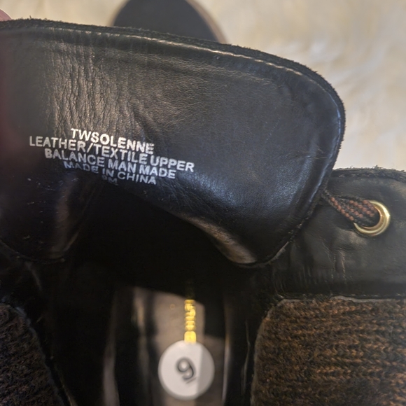 TOMMY HILFIGER SOLENNE BLACK SUEDE WEDGE BOOTIES - Picture 9 of 9